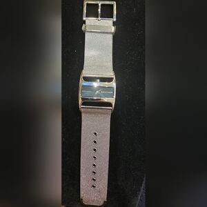 Dkny Silver Wrist Watch